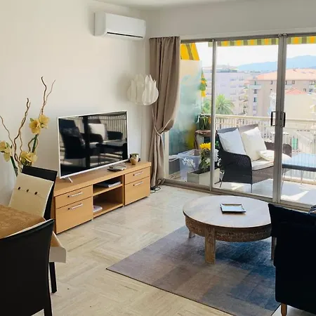 Belle Terrasse Pres Du Martinez Et Des Plages! Apartament *