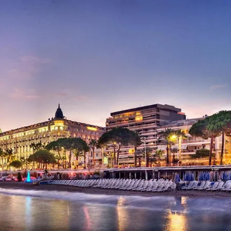 Belle Terrasse Pres Du Martinez Et Des Plages! * Cannes